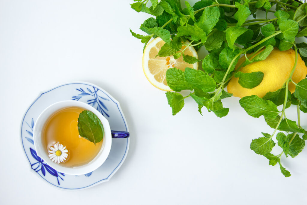 Top Benefits of Tea in Summers
